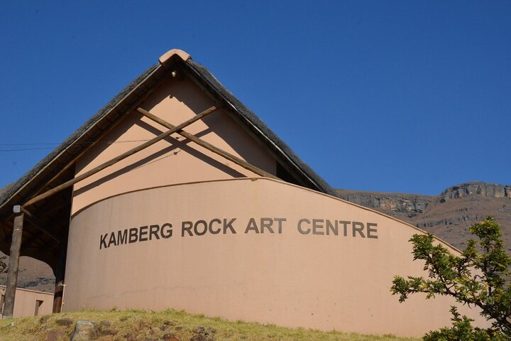 Drakensberg Kamberg Cave Art Day Tour From Pietermaritzburg - Photo 1 of 7